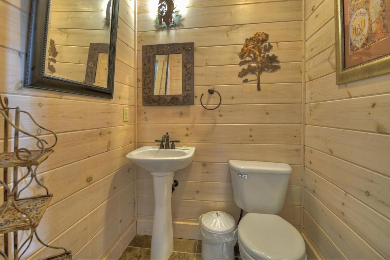 فيلا Champagne Chalet - Cuddleup Morganton المظهر الخارجي الصورة