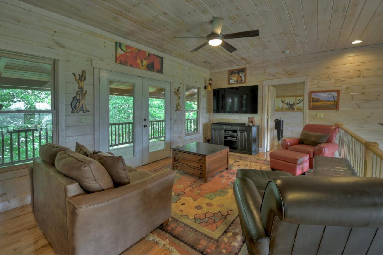 فيلا Champagne Chalet - Cuddleup Morganton المظهر الخارجي الصورة
